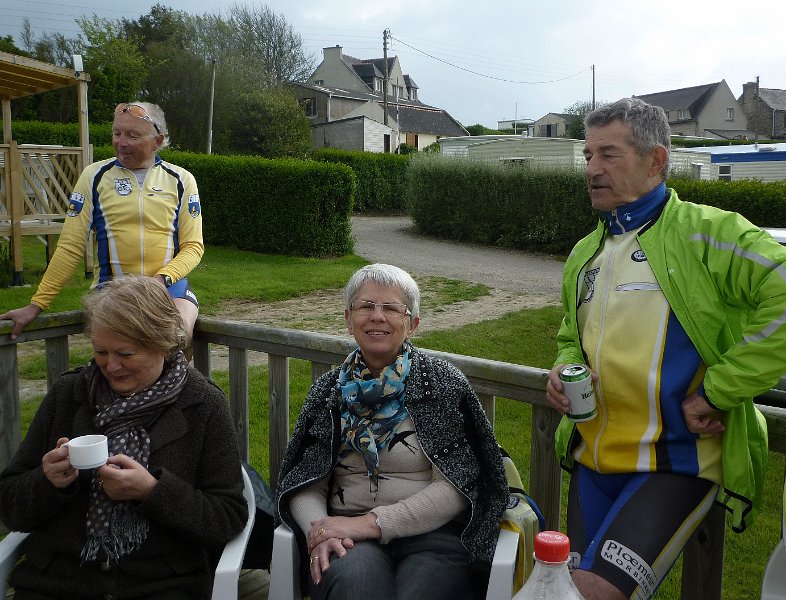 2012-05-18 12 Une petite biere pour le reconfort.JPG